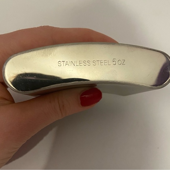 Tom Cruise Mission: Impossible: The Final Reckoning Stainless Steel Flask (5oz) - Picture 5 of 6